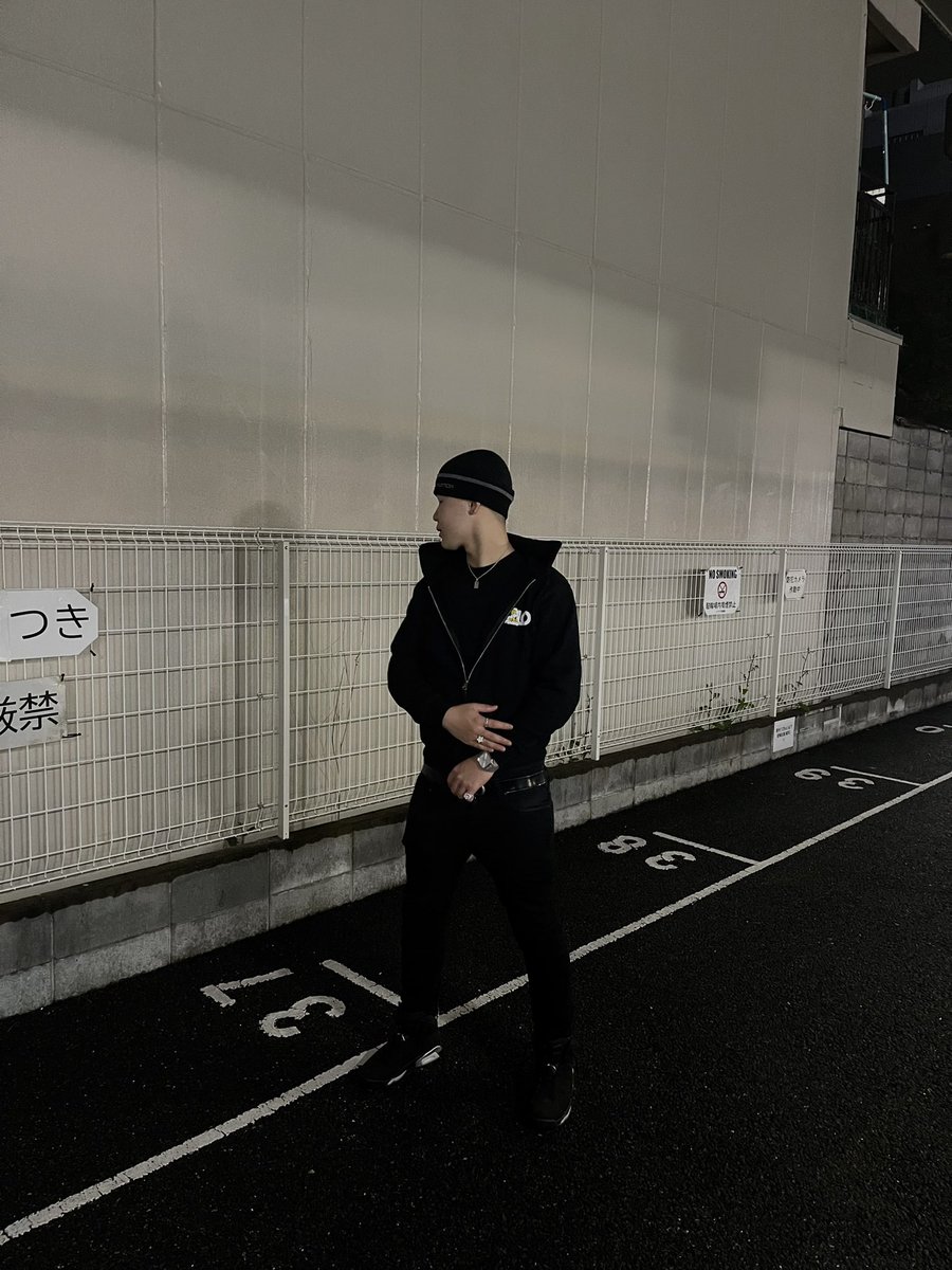 raimu_3232's tweet photo. 新曲聞いた？🧏‍♂️
https://t.co/Bw5okO6TW0
#fyp #japan #hiphop https://t.co/coBsfjVrii