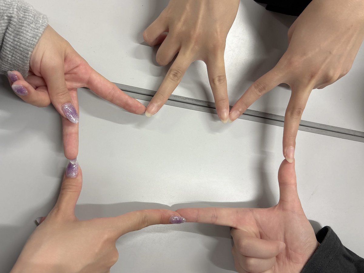 『ほしきんぐだむ！〜親善使節編〜』
観に行ってきました🌟

ぴょん吉が楽しんでいる姿を見ていると私も本当に嬉しくなるし、誠実さと繊細さがこもった優しい熱量が爆発しているぴょん吉の歌がやっぱり大好きです

泣くの堪えて見てましたが、泣かせてしまいました！あれれ！

素敵な王国でした🫶🏻👑