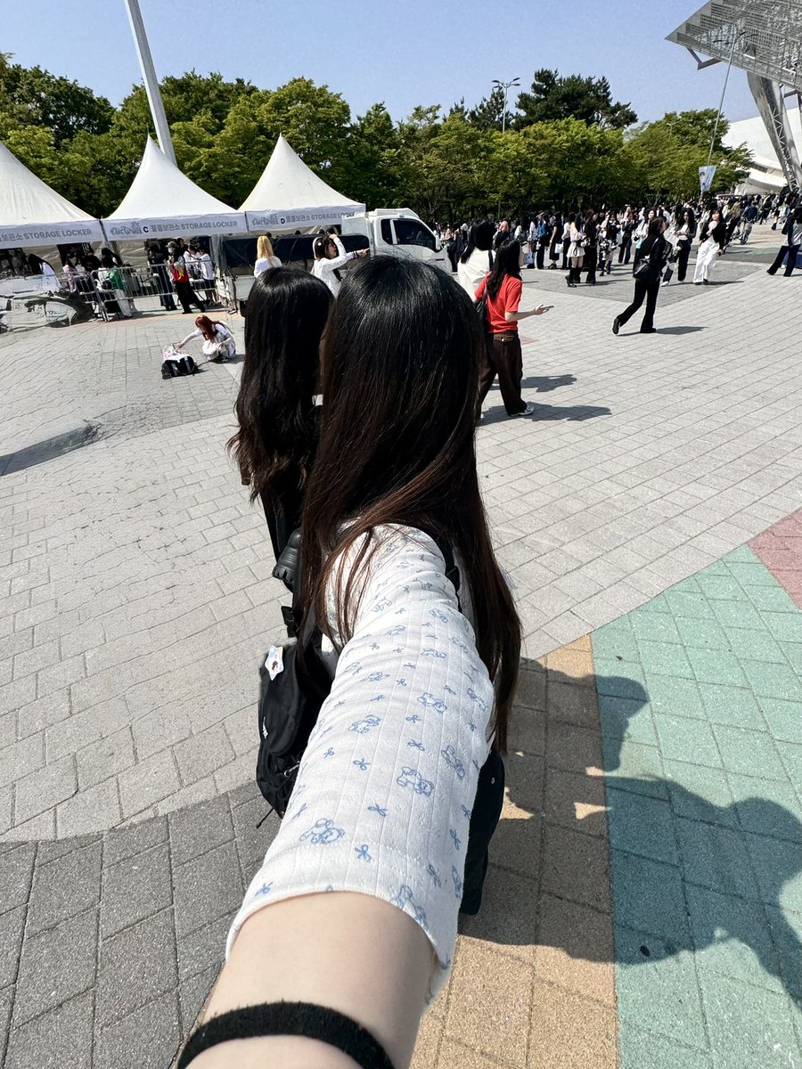 feelsoroooong's tweet photo. 아워위시끗🫰
오드투러브시쟉💕 https://t.co/hq8m7QX8d7