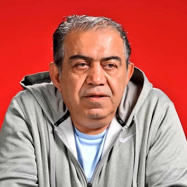 nexustransfer's tweet photo. Bülent Timurlenk: ''Ruhsatı ve iskanı alınmamış villaları 'Dünya Kupası'na gidecek futbolculara vereceğim' diyen bir adamın yönettiği Türk futbolunda Yasin Kol arka arkaya 2 değil, 12 derbiye de atanır.

Bu ülkenin insanları bunu hak etmiyor." https://t.co/fBaGxhyN8f