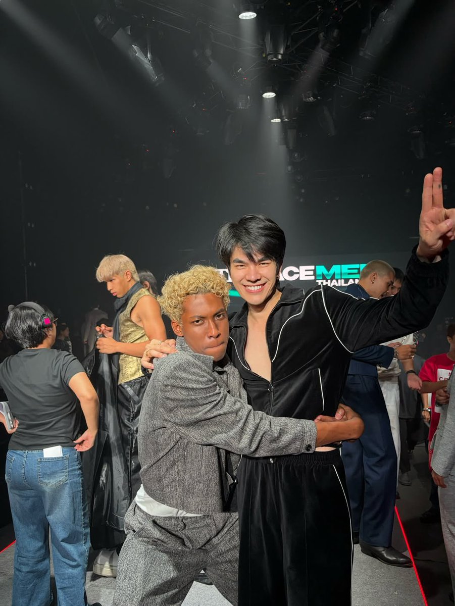 play guitar with you tweet media