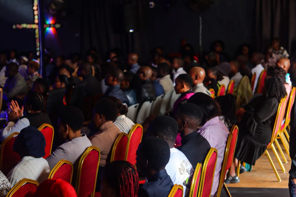 KamogeloFrans's tweet image. ♦️PICTURES♦️

Sub Region 2 Convener who is also a member of the PCT and MPL Fighter Frans Ngobeni together with SRCT members and fighters today  at the Shiloh Family Church in Hamanskraal Ward 14.

#TshwaneSubRegion2
#VictoryOrDeath
#RegisterToVoteEFF