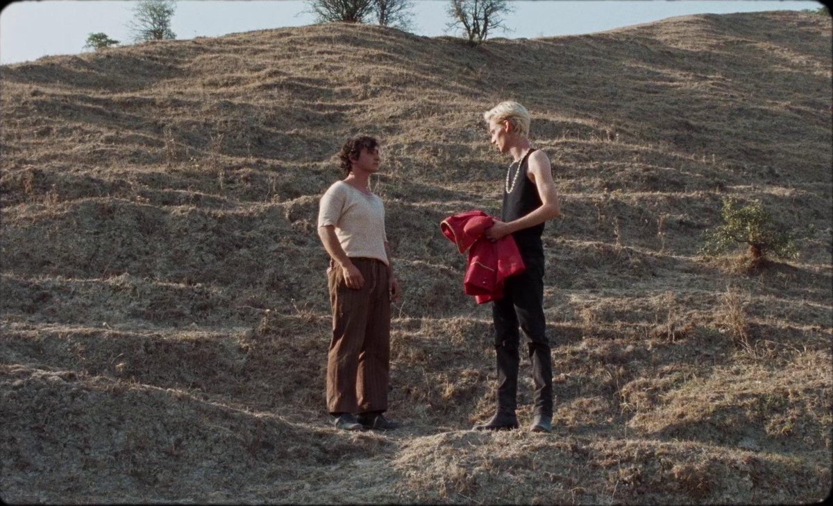 Sasha_Screens's tweet photo. happy as lazzaro (alice rohrwacher, 2018) https://t.co/WNAW7mRyU0