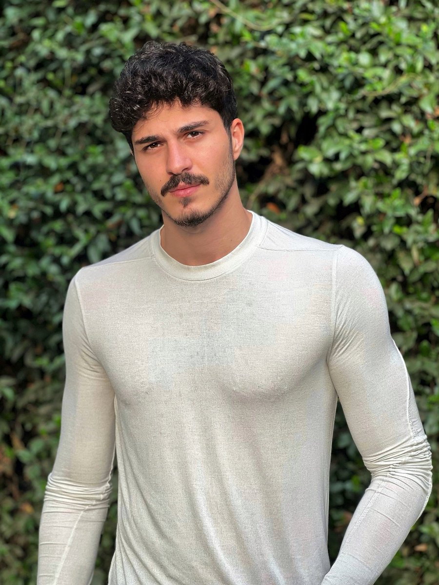 Magazin Sarmalı tweet media