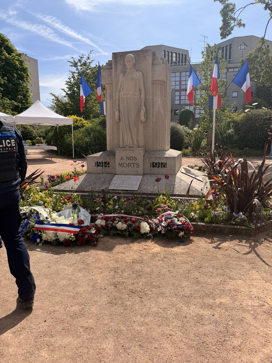 100% Châtillon tweet media