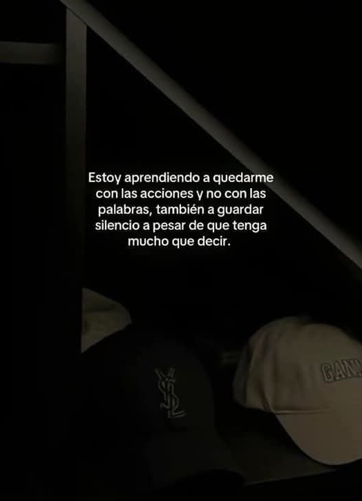 INDIRECTAS (@textodramatico) on Twitter photo 