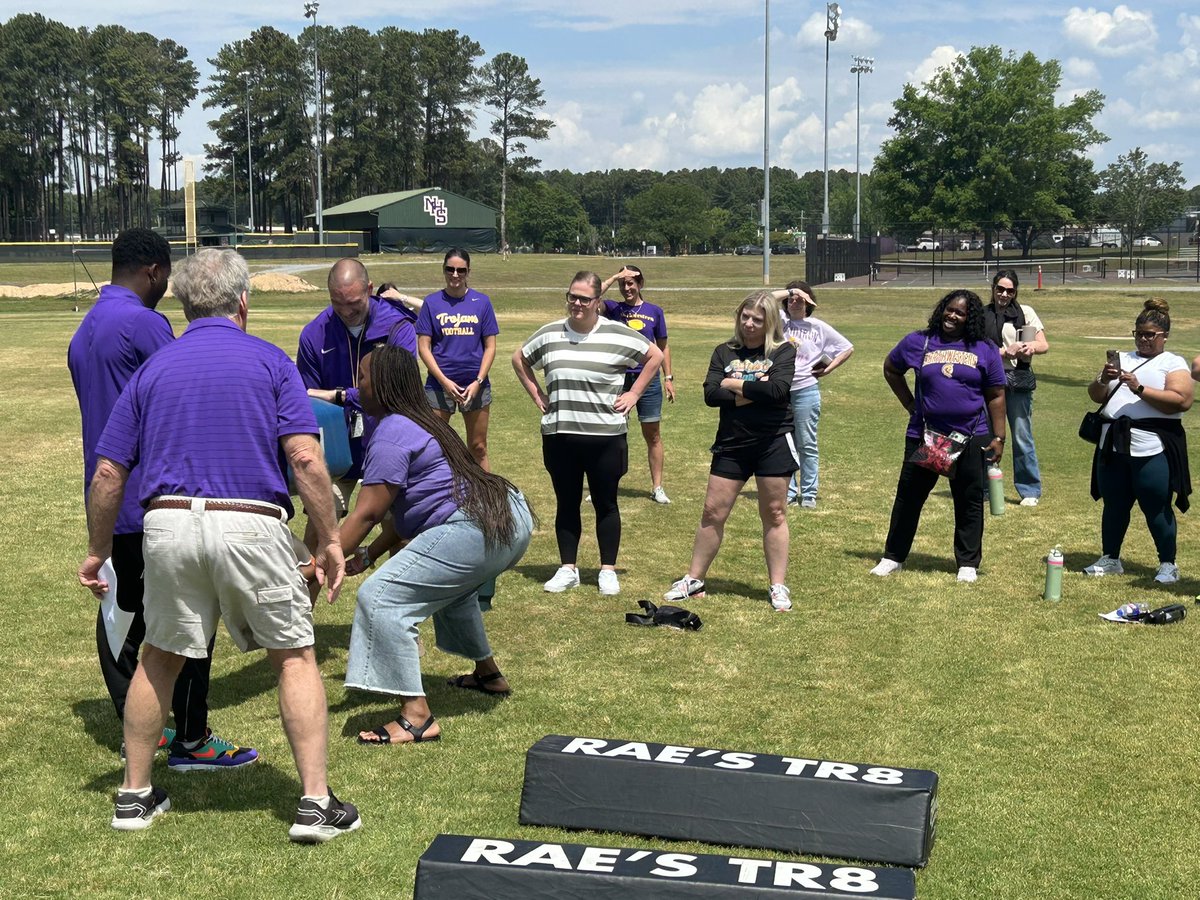 NHSTrojansFB's tweet photo. The 1st Gridiron Queens Ladies’ Football Clinic held by @NHSTrojansFB was a huge success!  We are already planning to make next year’s bigger and better.  #WinToday https://t.co/lzHdEY7FJ8