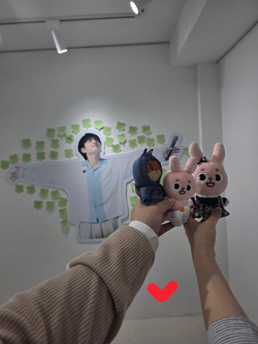 몽글이♬ tweet media