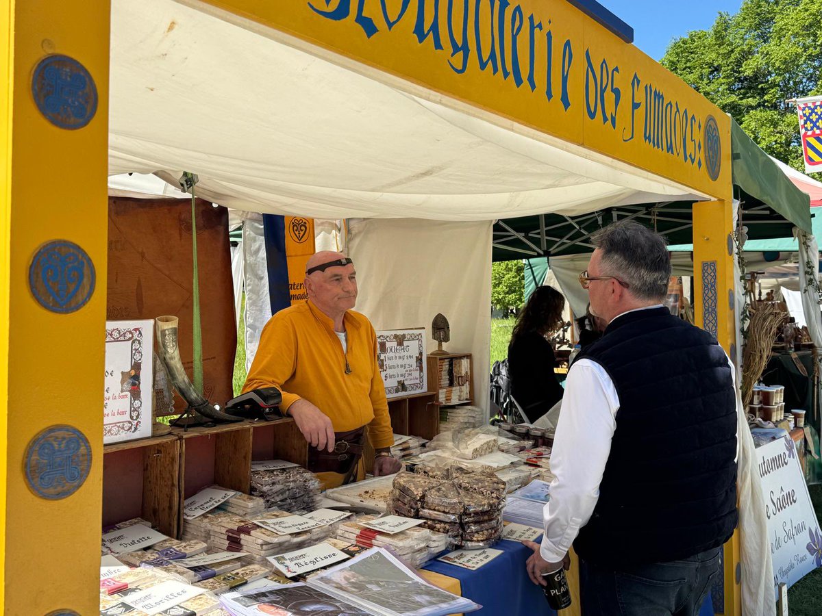jerome_buisson's tweet image. Les médiévales de Bresse, au domaine de la Garde . Un plongeon dans nos racines médiévales qui ont forgé nos us et coutumes !
#culture #traditions #Ain 
#MédiévalesdeBresse