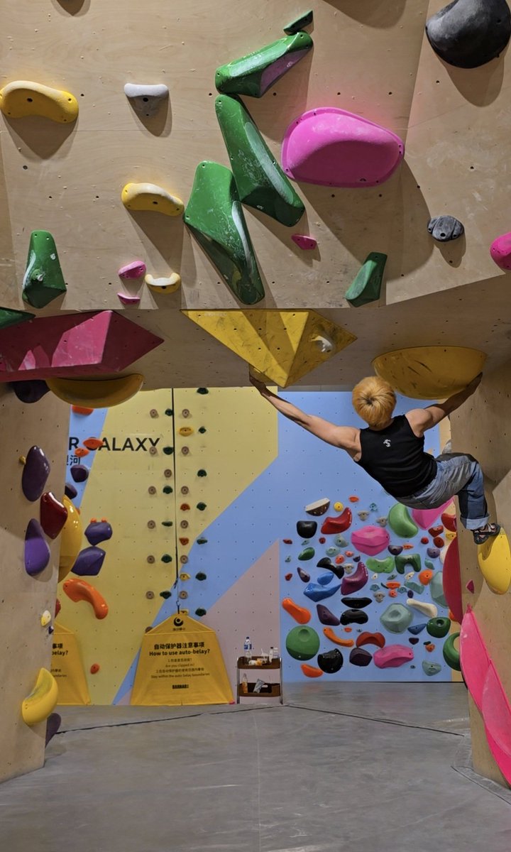 martentrip's tweet image. 無理だったけど、腕のラインはまあまあ
#bouldering