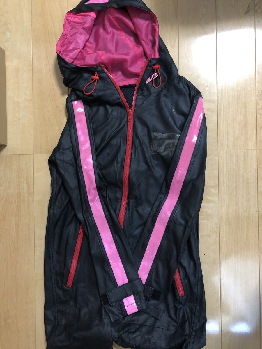 👁️‍🗨️❄️.*˚ tweet media