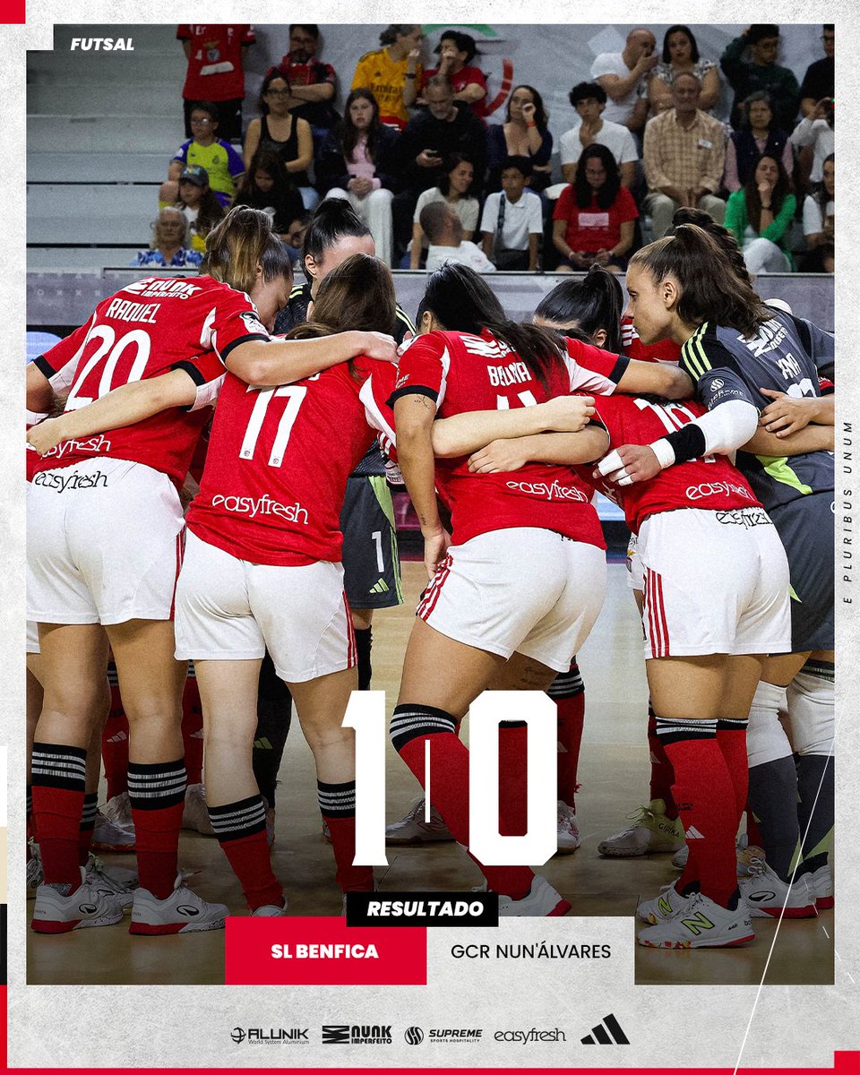 JÁ ESTÁ! 🏆🇵🇹
Termina a partida no Pavilhão Multiusos de Gondomar!

⚽ Fifó

#FutsalBenficaFem