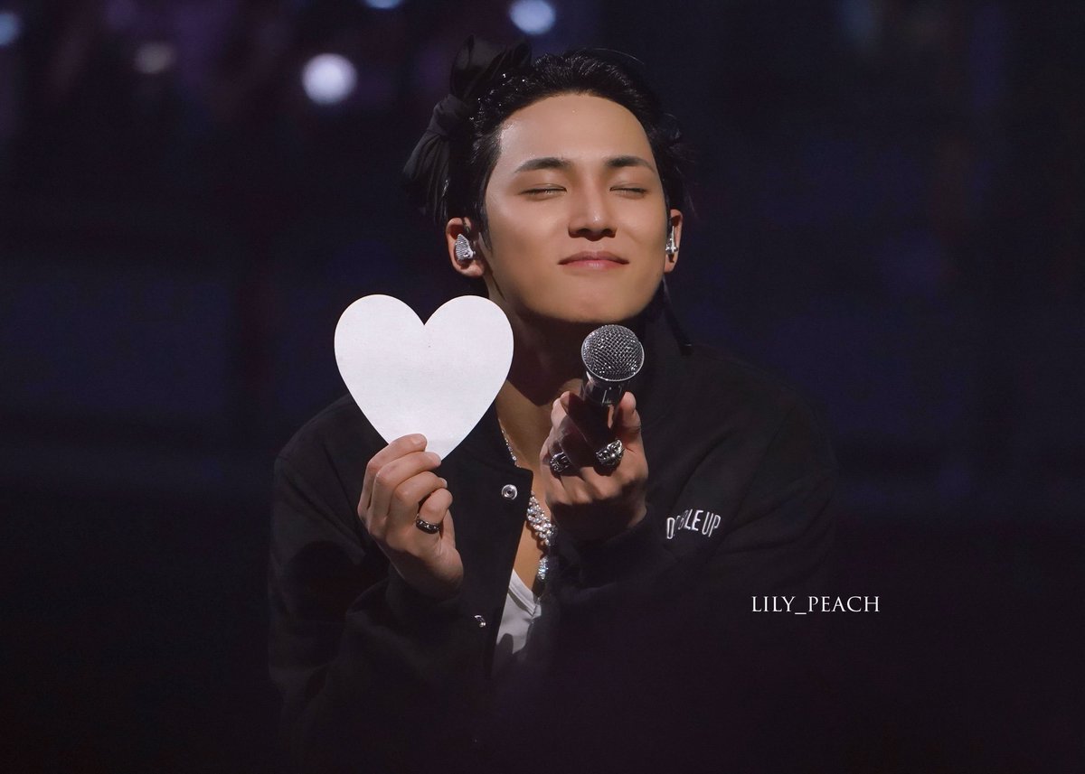 LILY_PEACH tweet media