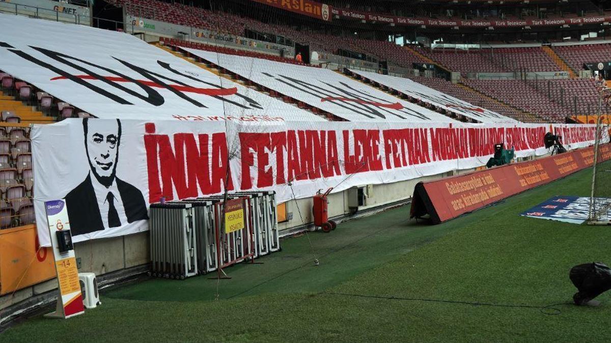 IzmirliAslanGS's tweet image. İNNA FETAHNA LEKE FETHAN MÜBİNA.. 

#Galatasaray
#Hedef26
#Aslan
#ICARDI
#Osimhen 

(Rahmetli Mustafa Cengiz)