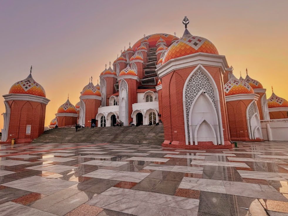 JTAH_1990's tweet image. BLOG

SPOTLIGHT: MAKASSAR, INDONESIA! 

…peratelyseekingadventure.blogspot.com/2026/04/spotli…

#Indonesia #Makassar #Spotlight #SouthSulawesi #Blog #Travel