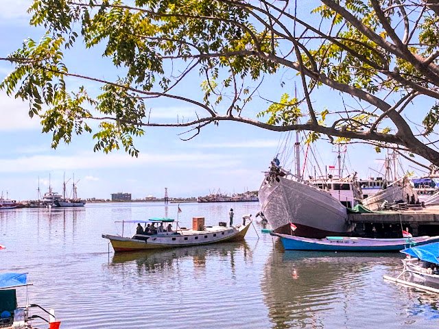 JTAH_1990's tweet image. BLOG

SPOTLIGHT: MAKASSAR, INDONESIA! 

…peratelyseekingadventure.blogspot.com/2026/04/spotli…

#Indonesia #Makassar #Spotlight #SouthSulawesi #Blog #Travel