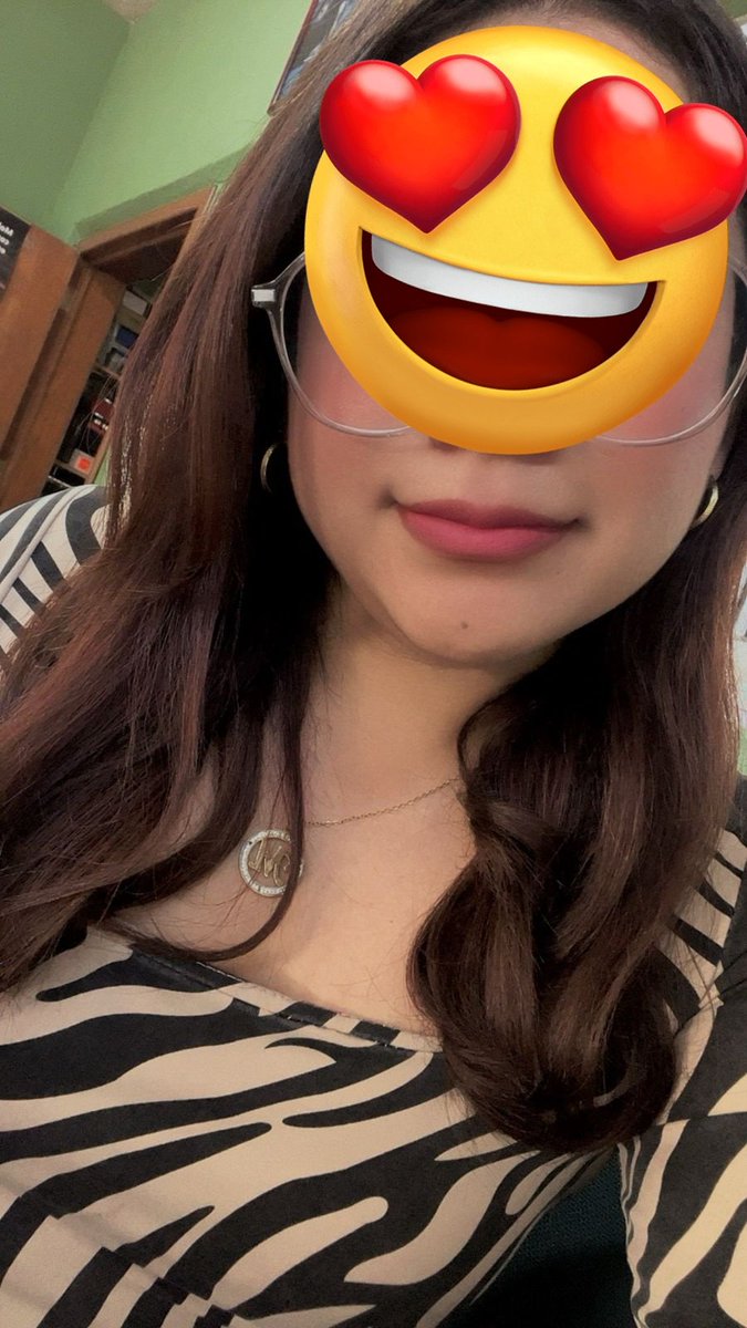 Black and white tweet media