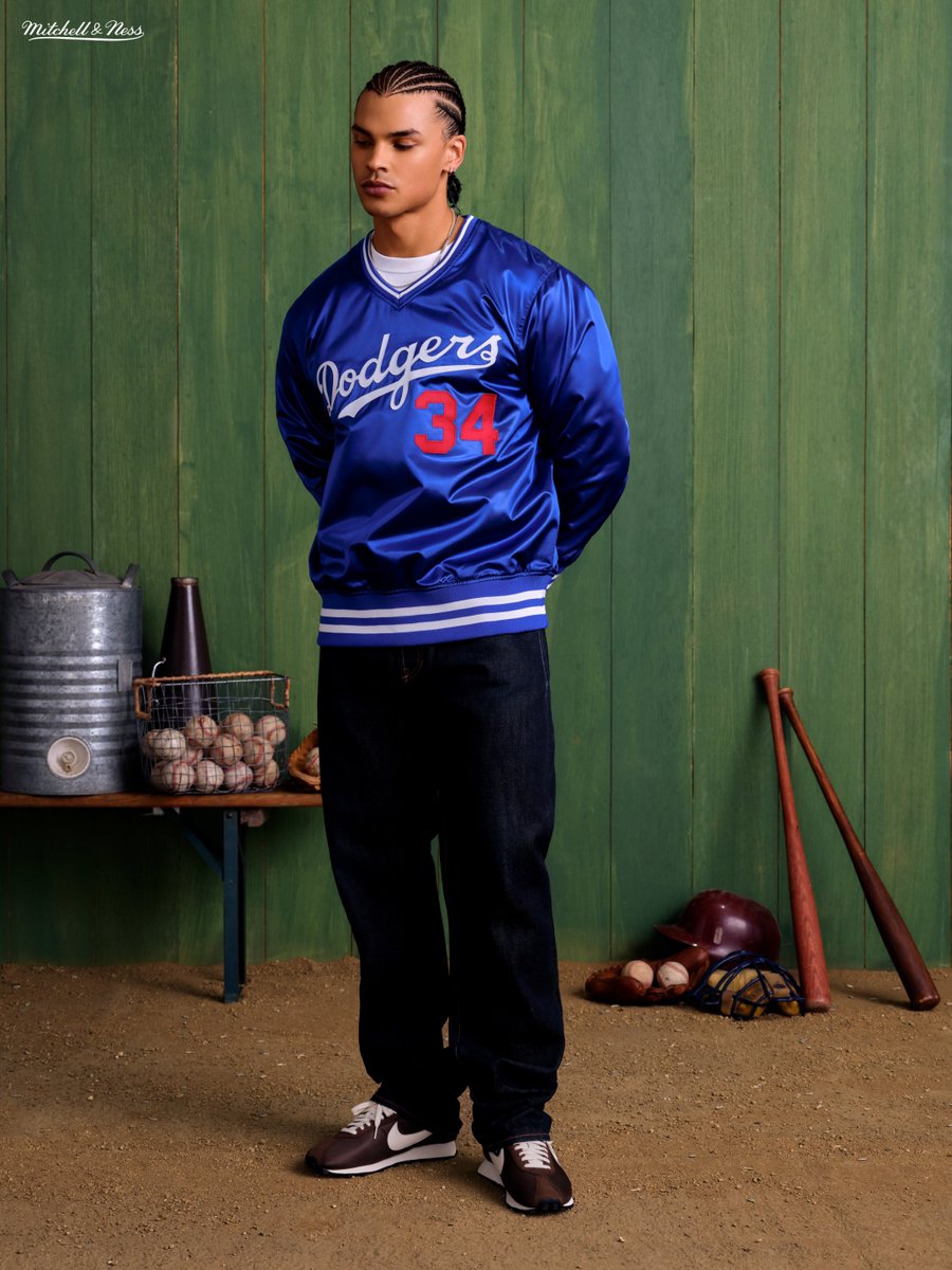 Mitchell & Ness tweet media