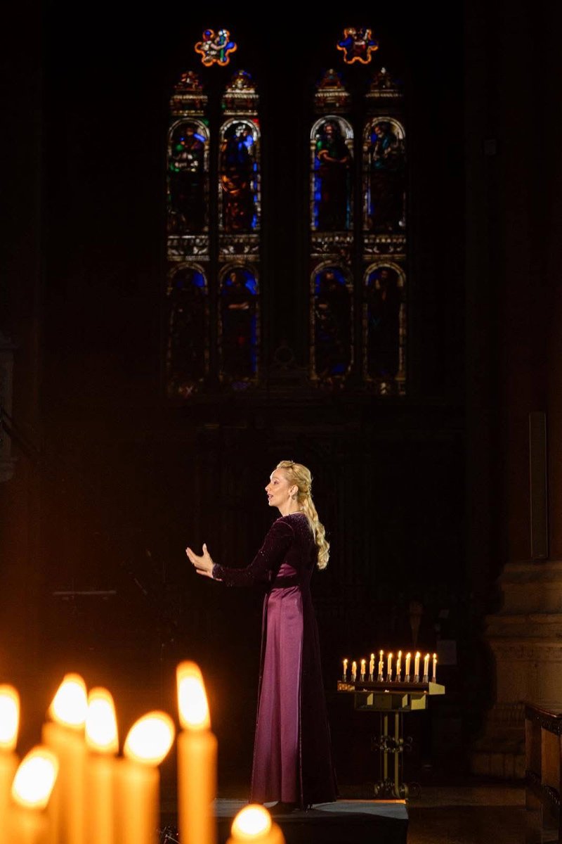 AmbasciataRO's tweet image. 🎶 Il Coro Nazionale di Camera “Madrigal – Marin Constantin” incanta #Bologna nella Basilica di San Petronio. Un viaggio di musica e cultura nell’Anno Culturale Romania-Italia 2026 🇷🇴🇮🇹.