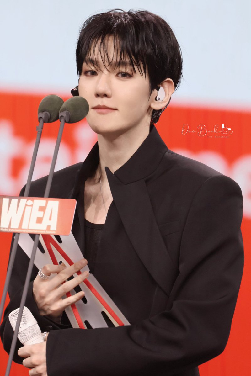 OooBaek '.ㅅ' tweet media