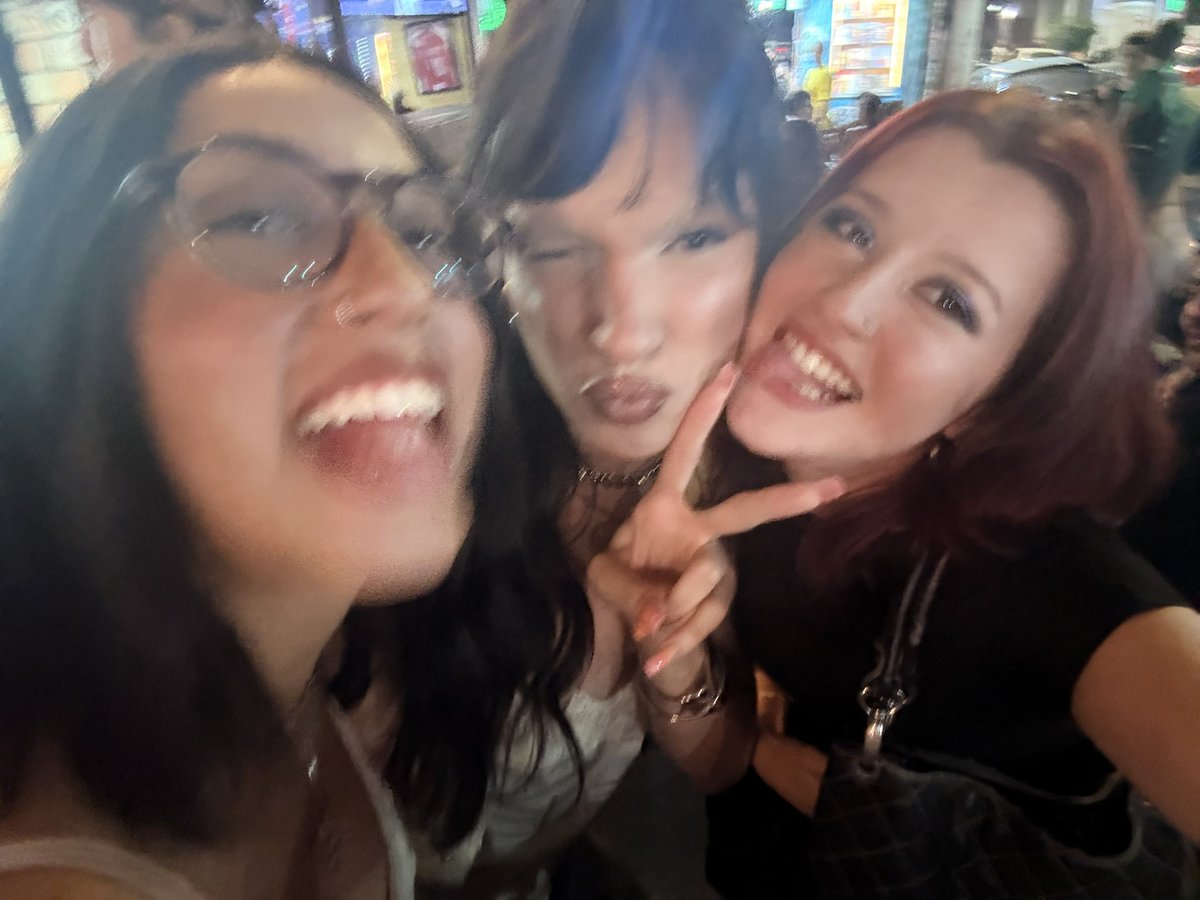 hannah vibranna! 🇵🇸 tweet media