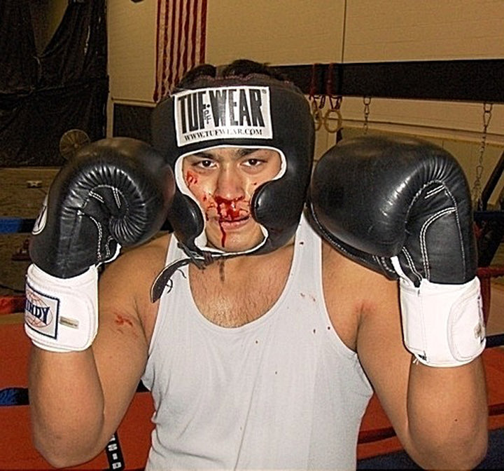 MatureBoxer's tweet photo. Ketchup 🥊🥊#boxing #agonophilia https://t.co/EN3gOQ1kik