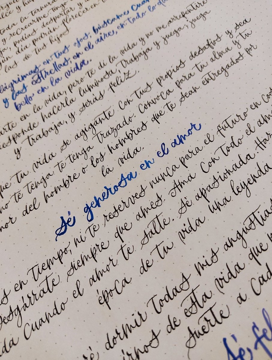 WomanDelCalaoCB's tweet image. He transcrito esta carta de Carlos Pizarro a su hija muchísimas veces. La leo cada vez que necesito recordar que "nadie se resiste a un alma que va de fiesta por la vida, la risa convoca a la risa, el amor llama al amor" 
Carlos Pizarro 
6 de junio de 1951-26 de abril de 1990.