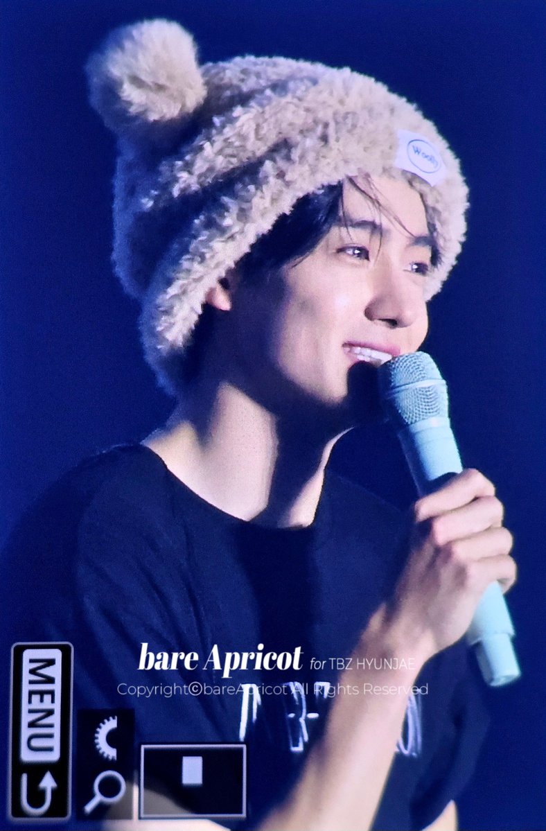 𝒃𝒂𝒓𝒆 𝑨𝒑𝒓𝒊𝒄𝒐𝒕 tweet media