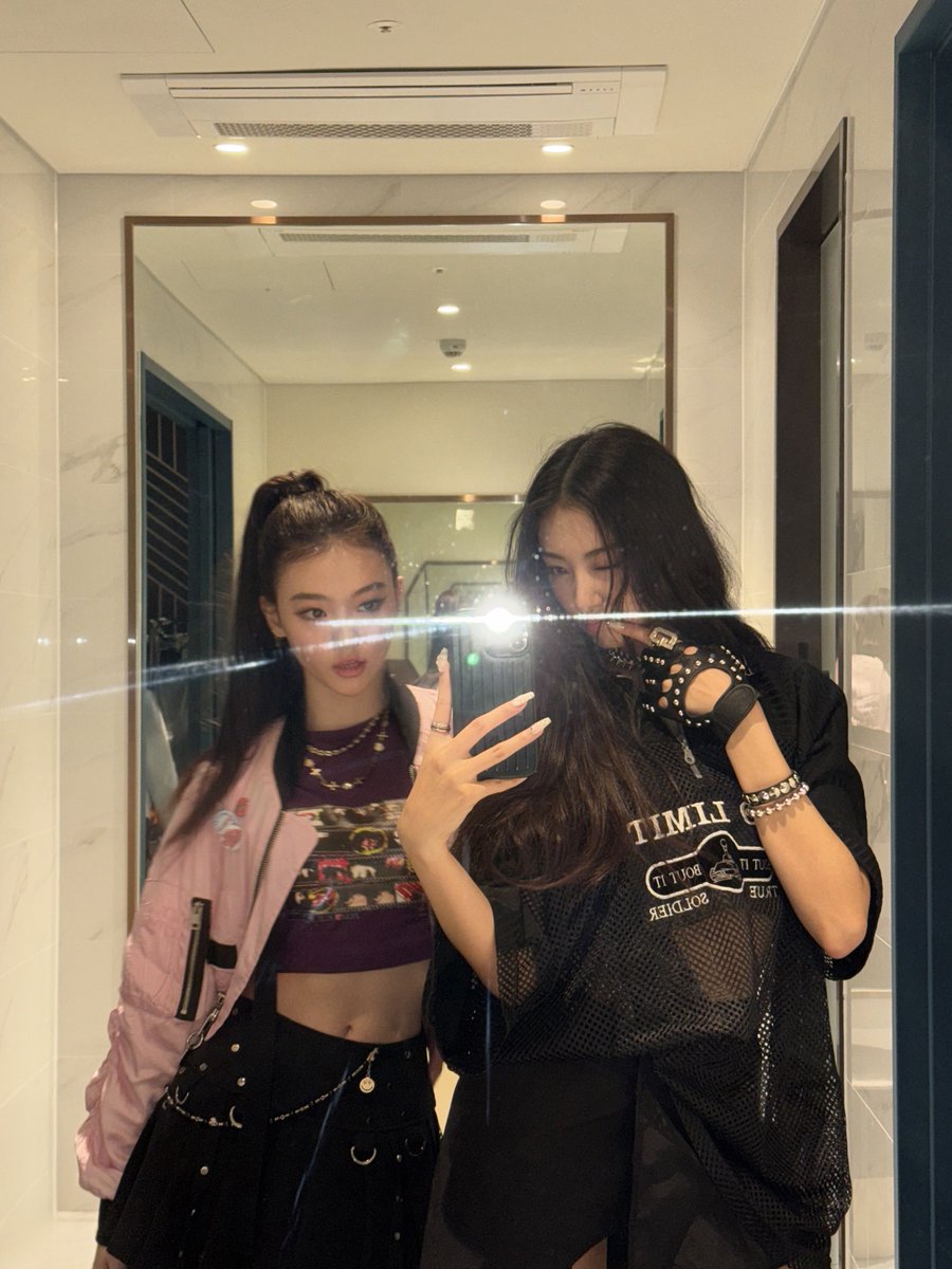 nari (@narihollie) / Posts / X