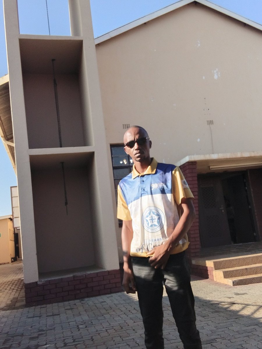 Fizzy Mogz tweet media