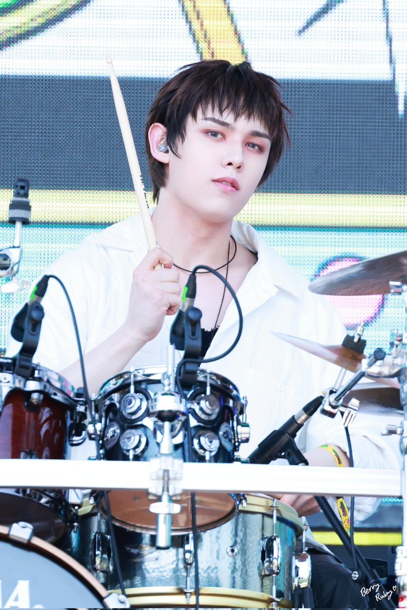 BerryRuby627's tweet image. 20260426 Awesome music festival 
Rehearsal~

#AxMxP #에이엠피 #CRU #크루