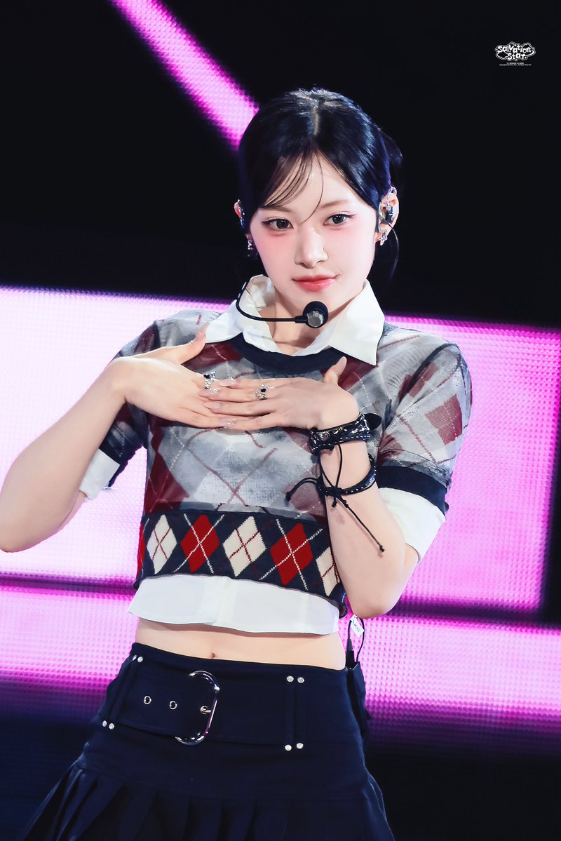260426 

#리센느 #RESCENE #리브 #LIV