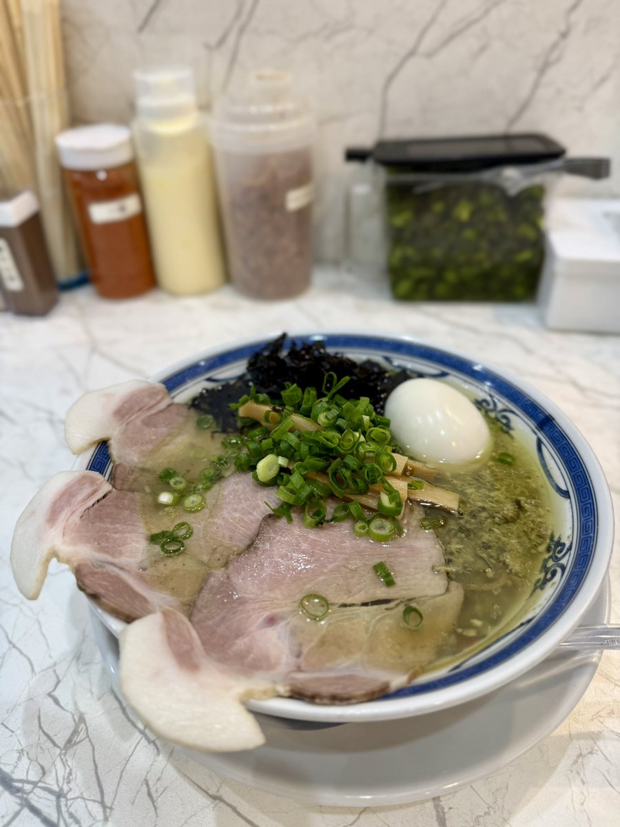 クロス (しばらく低浮上) tweet media