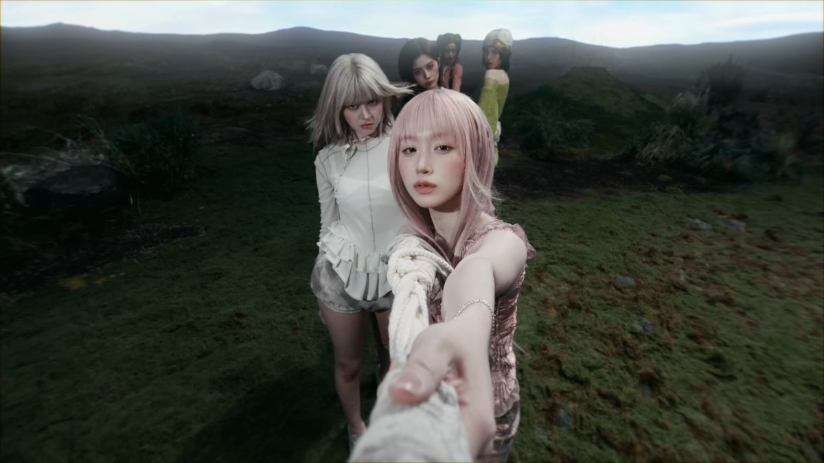 funky 𓆈 tweet media