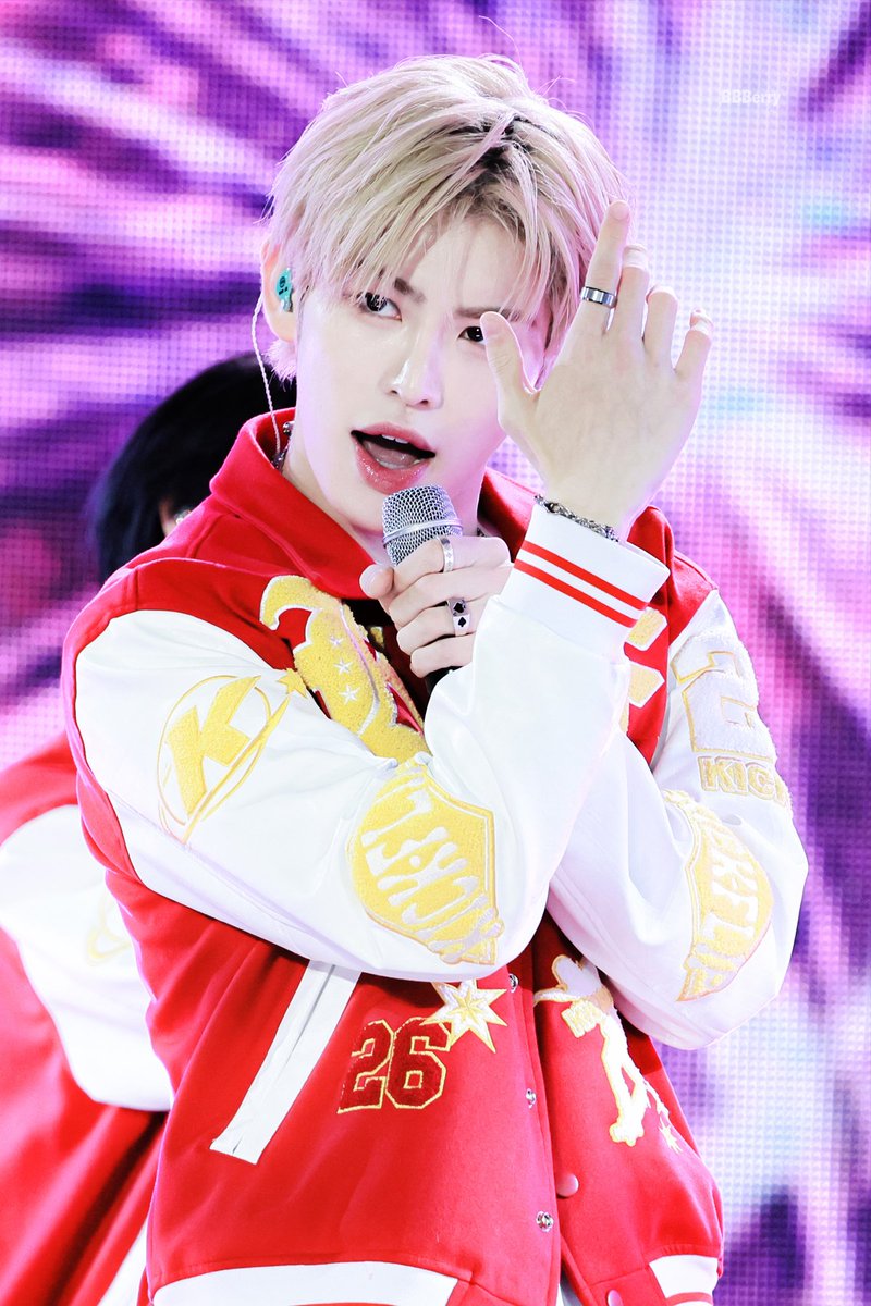 𝑩.𝑩.𝑩𝒆𝒓𝒓𝒚 tweet media