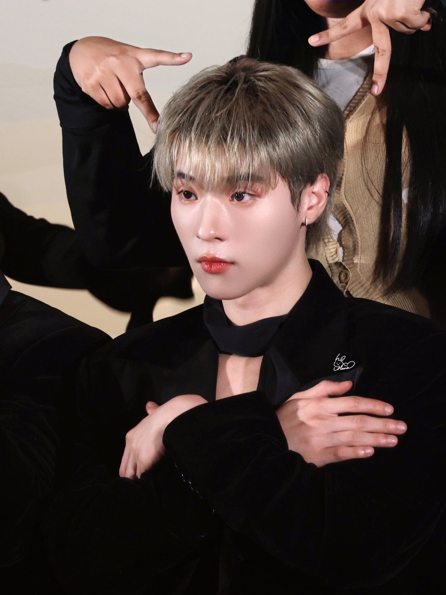 ᕱㅎㄴᕱ tweet media