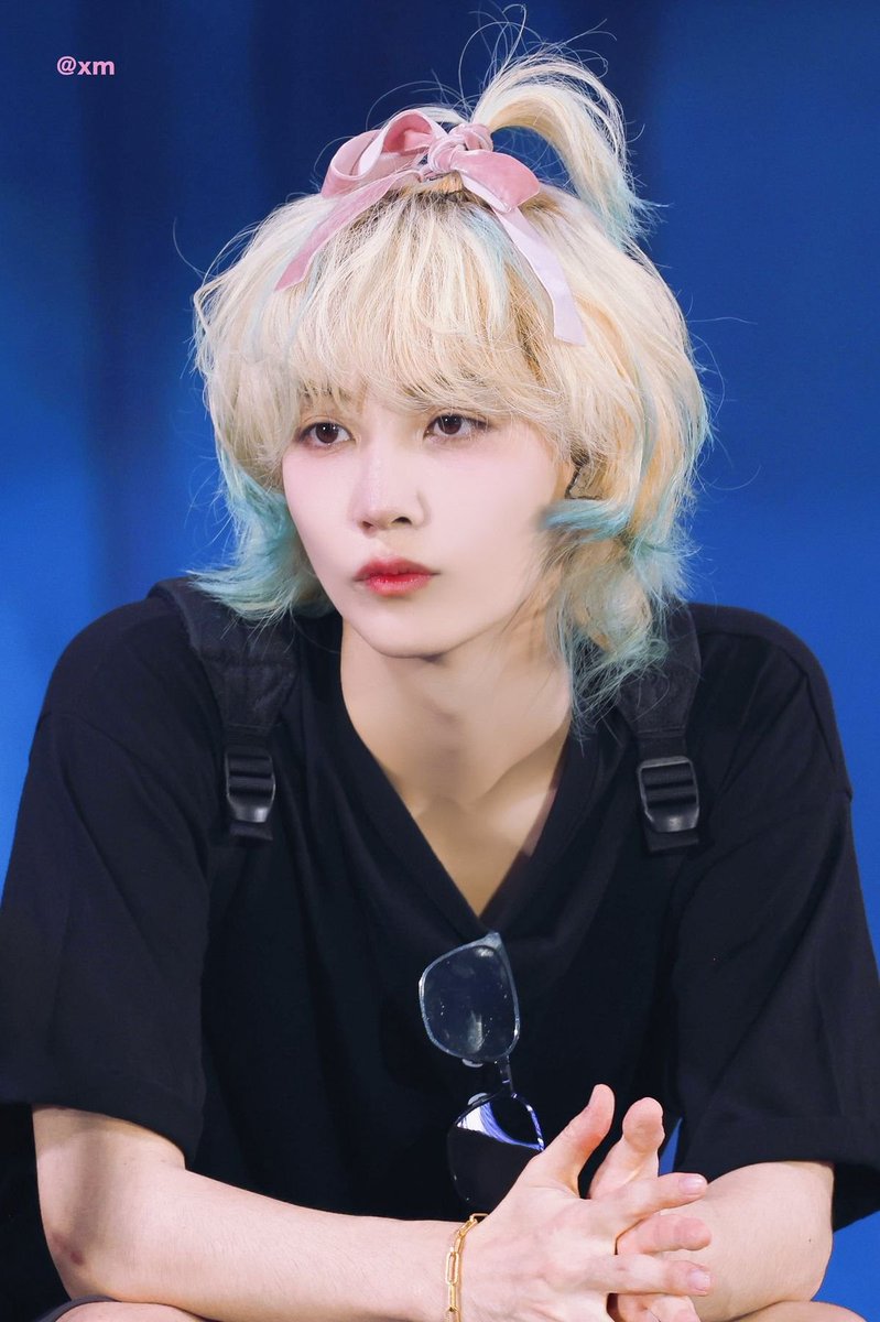 vesper_ex's tweet photo. 💖🎀🤍 https://t.co/A9At8LXjXO