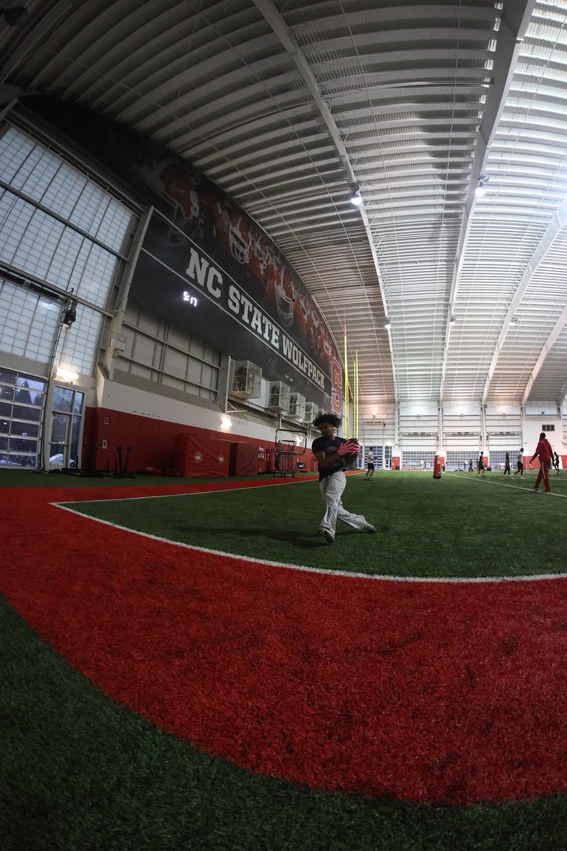 DavidSmith92419's tweet photo. Workouts @NCState https://t.co/izPRnzRFjb