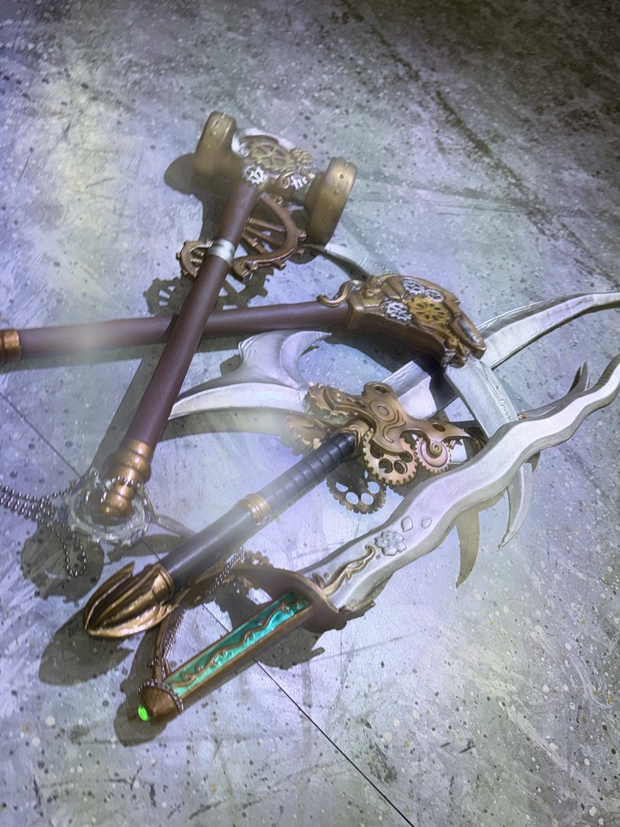 拝啓　親愛なる皆サン

舞台「文豪とアルケミスト 掬ウ者ノ響歌」
配信も終わりました

稽古開始から
場当たりゲネプロ
無事に初日開幕
東京→大阪
大千秋楽まで
そして
見逃し配信が終わる今日まで
誰一人欠けることなく走り切れた

改めていっぱい愛してくれて本当にありがとうございました⚔️
#文劇9