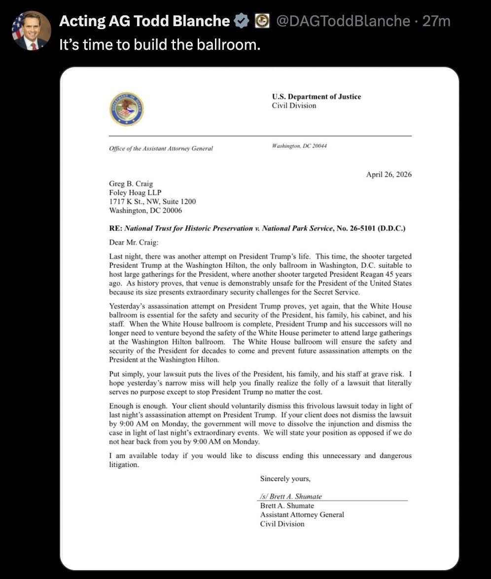 Molly Ploofkins tweet media