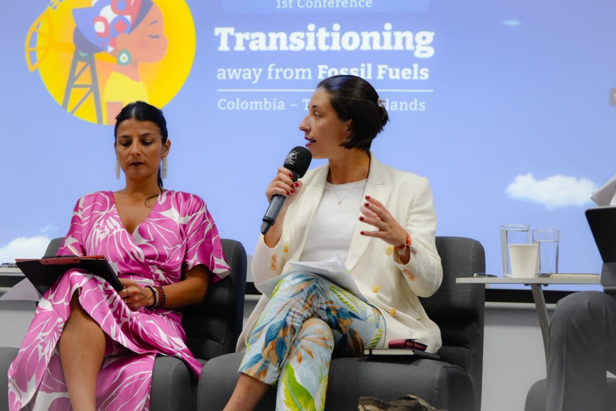 MinAgricultura's tweet image. #AEstaHora 🔴 | En Santa Marta (#Magdalena), 📍 la ministra @MCarvajalinoV interviene en el panel ‘Agricultura para la vida: aportes de la ICARRD+20 🐝 a la transición energética justa’, en el marco de la 1° Conferencia para la Transición más allá a de los Combustibles Fósiles.