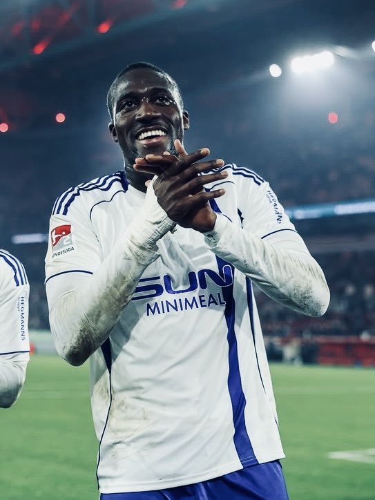 Düsenjeff | FelipeSanchezSZN tweet media