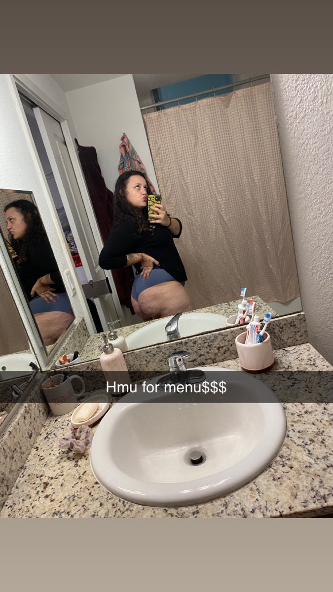 Filthyaleks's tweet photo. Hmu yo buy content add my Snap @ aleksdabaddie #bbw #snap #nasty #content #nsfw https://t.co/vYOEkBEQOp