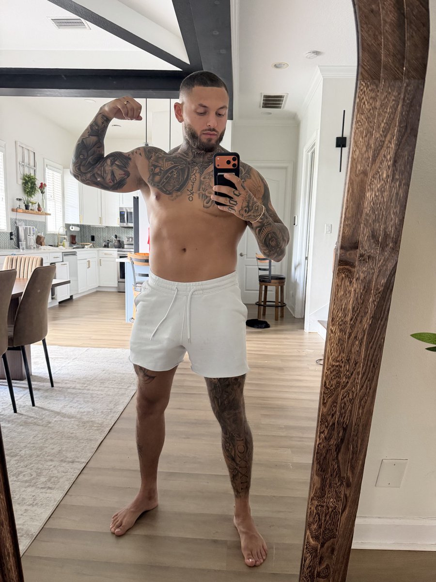 curlierfuq's tweet photo. Quick flex https://t.co/PdYo99Bywo