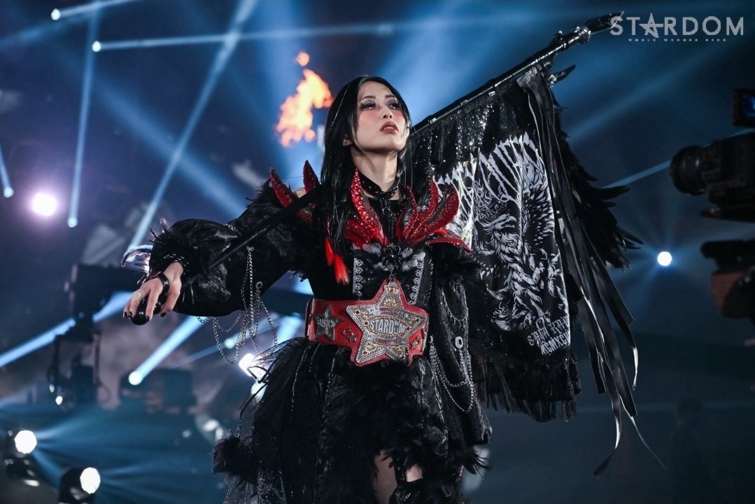 Saya Supremacy 🐦‍⬛🖤 tweet media