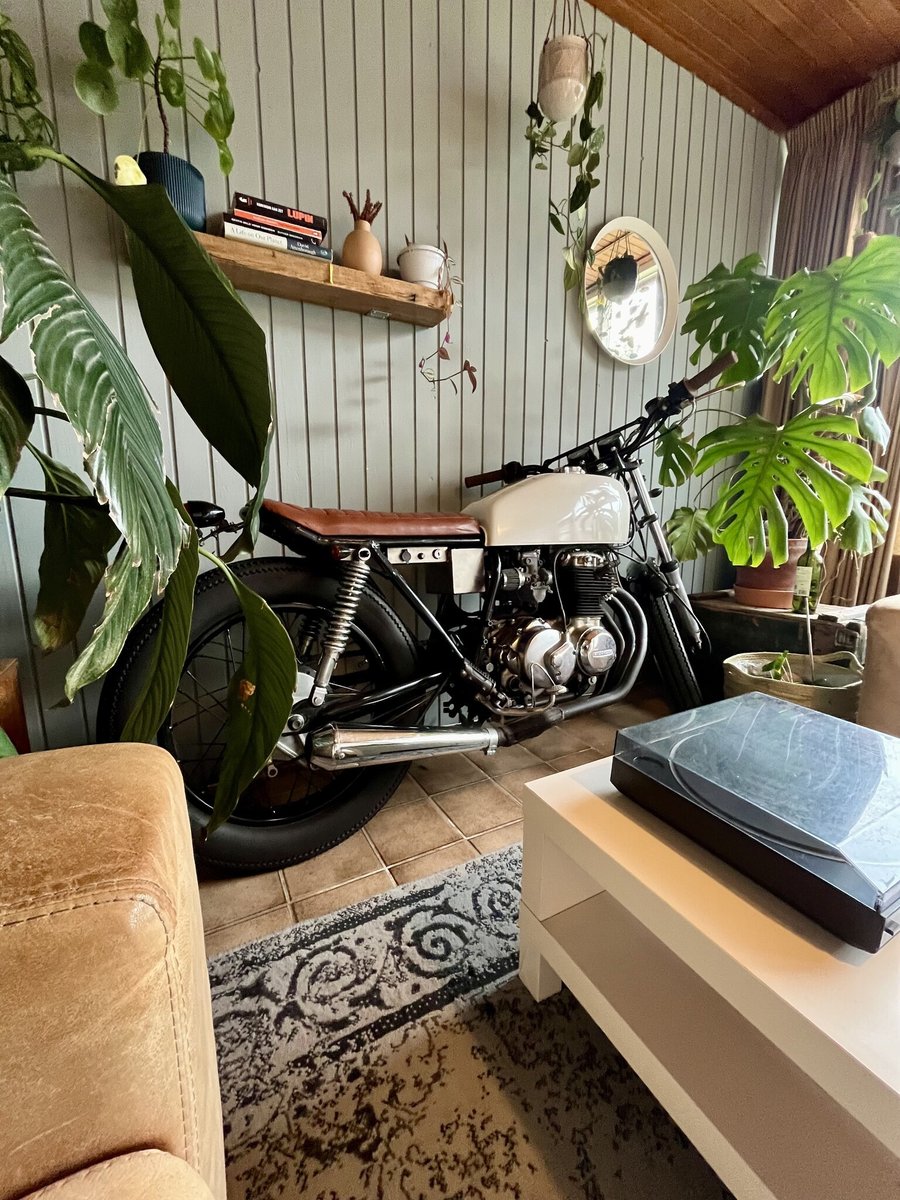 MoreMotorcycles's tweet image. #Honda CB400 Four
#CafeRacer 

📷
caferacerwebshop.com/it/blogs/blog/…