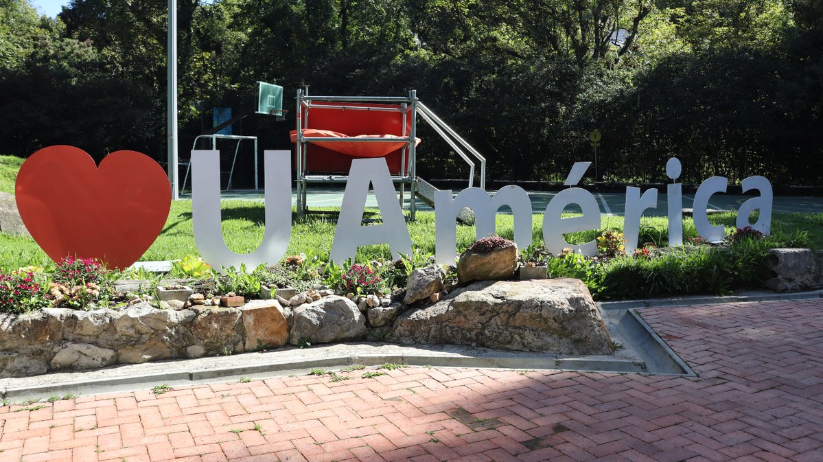 Universidad de América tweet media