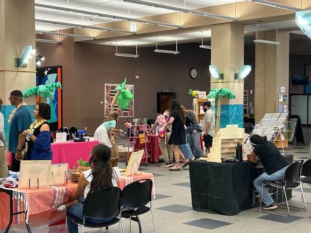 plaventoapp's tweet image. If you were planning an event this month, would you go for a park, library space, or something more private?

#EventPlanning #Austin #Dallas #WeekendPlans #CommunityEvents