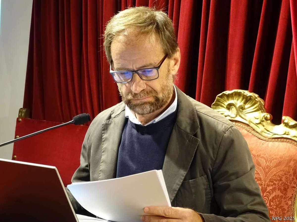 Real Academia de Bellas Artes tweet media