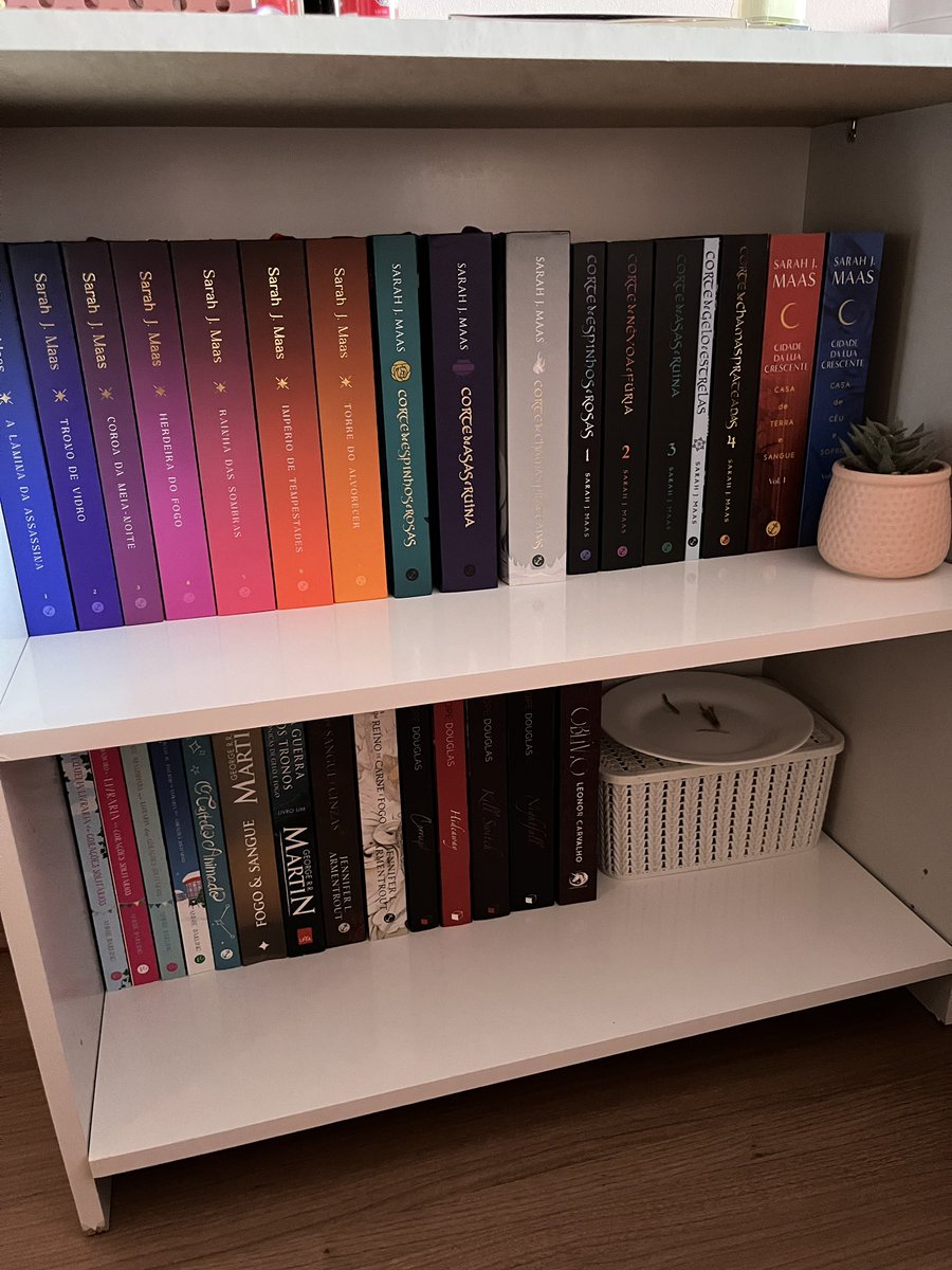 tori 🦢 tweet media